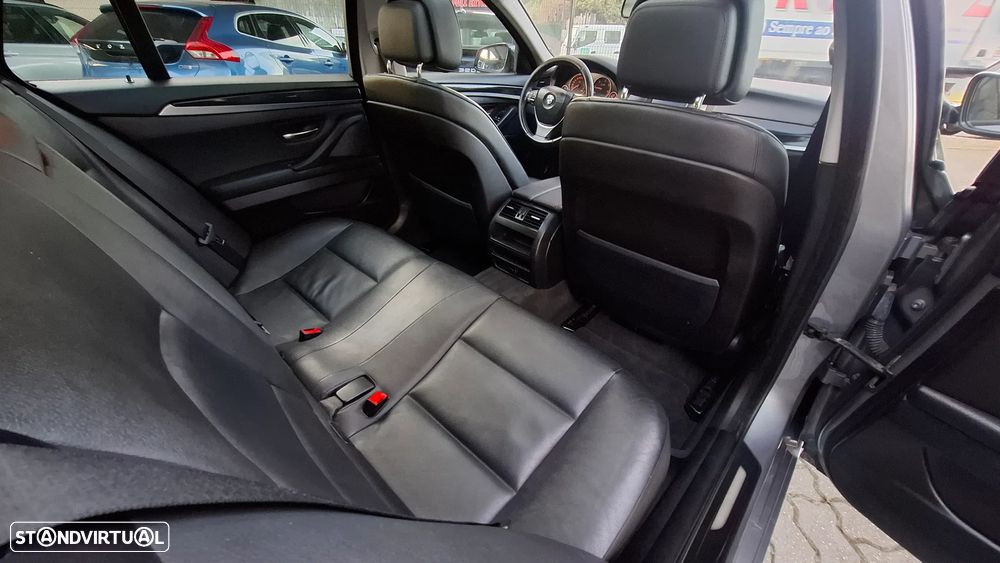 BMW 520 d Luxury Line - 28