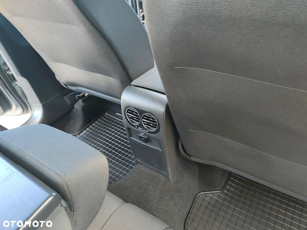 Volkswagen Golf Plus 1.4 Style - 13