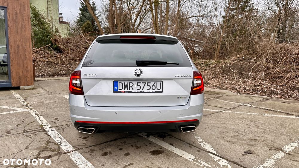 Skoda Octavia 2.0 TDI DSG RS - 4