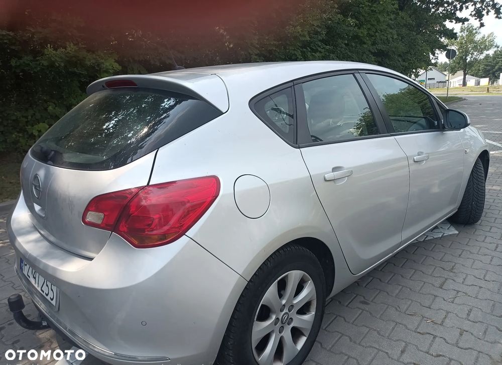 Opel Astra - 1