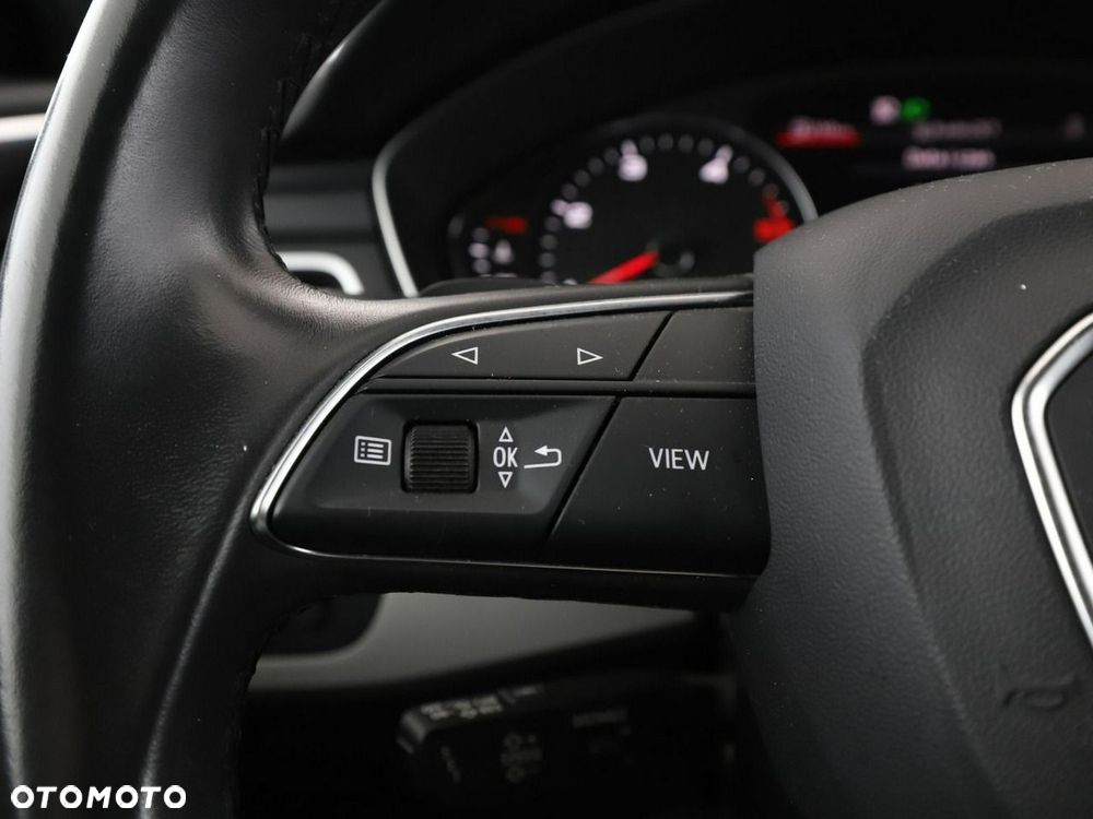 Audi A4 Avant 35 TDI S tronic S line - 33