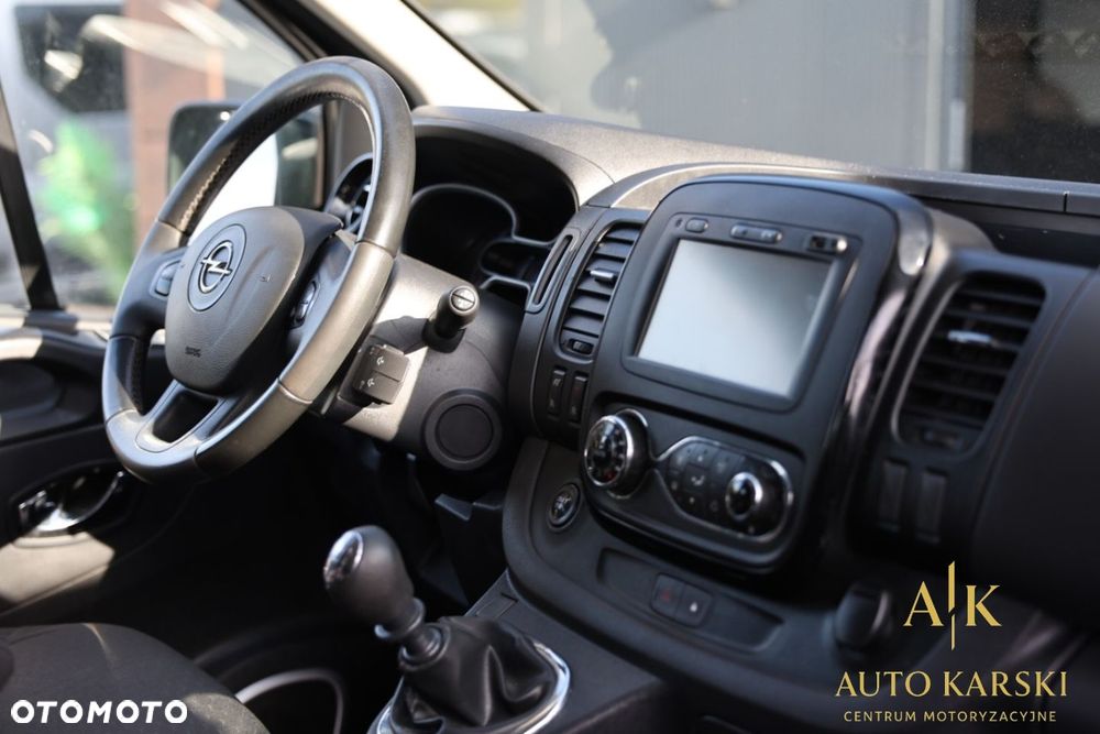 Opel Vivaro - 21