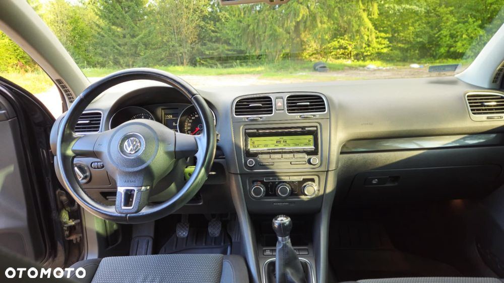Volkswagen Golf 1.6 Comfortline - 5