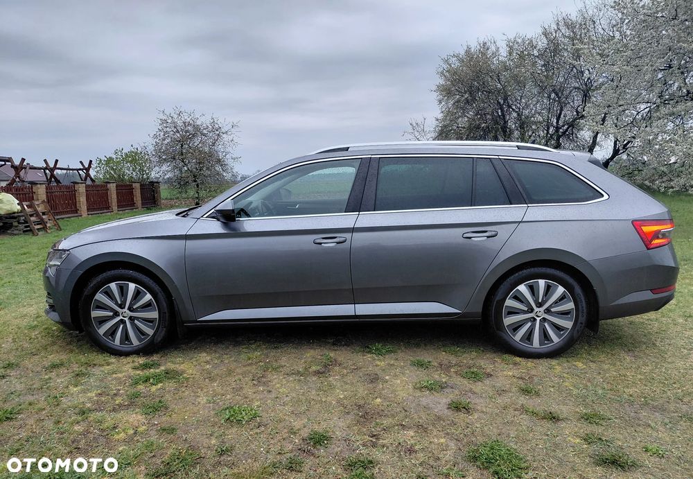 Skoda Superb 2.0 TDI SCR Style DSG - 3