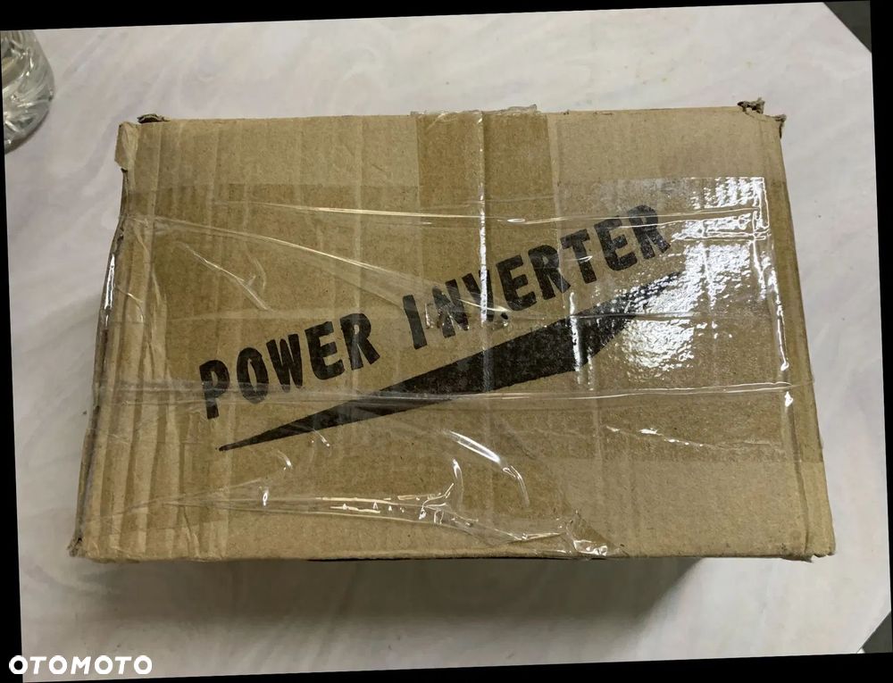PRZETWORNICA NAPIĘCIA SAMOCHODOWA 500W / 4000W 12V POWER INVERTER KONWERTER NOWY - 6