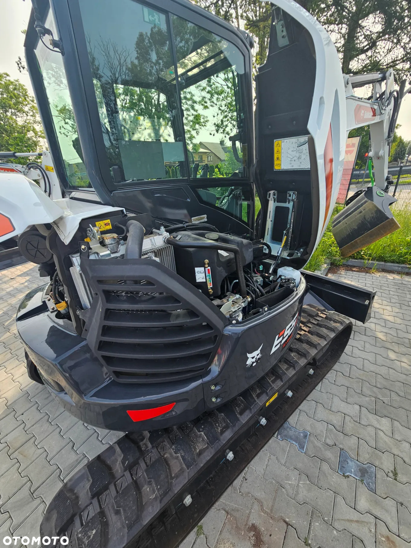 Bobcat E55z/E60/E88/E10z - 16