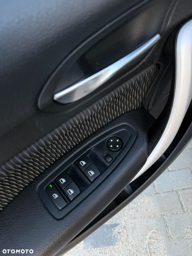 BMW Seria 1 - 16