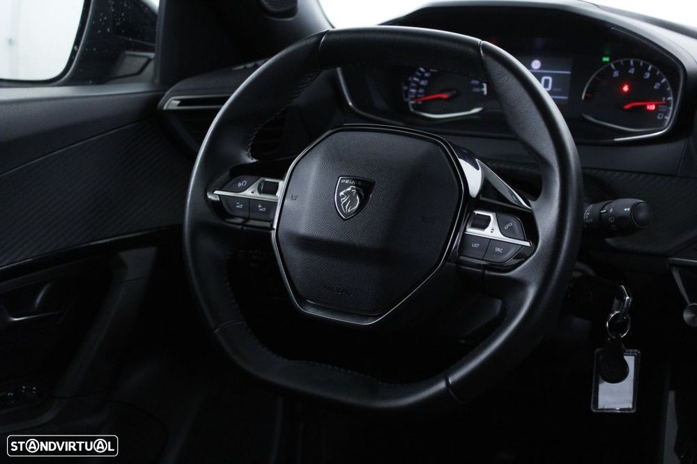 Peugeot 2008 1.2 PureTech Style - 17