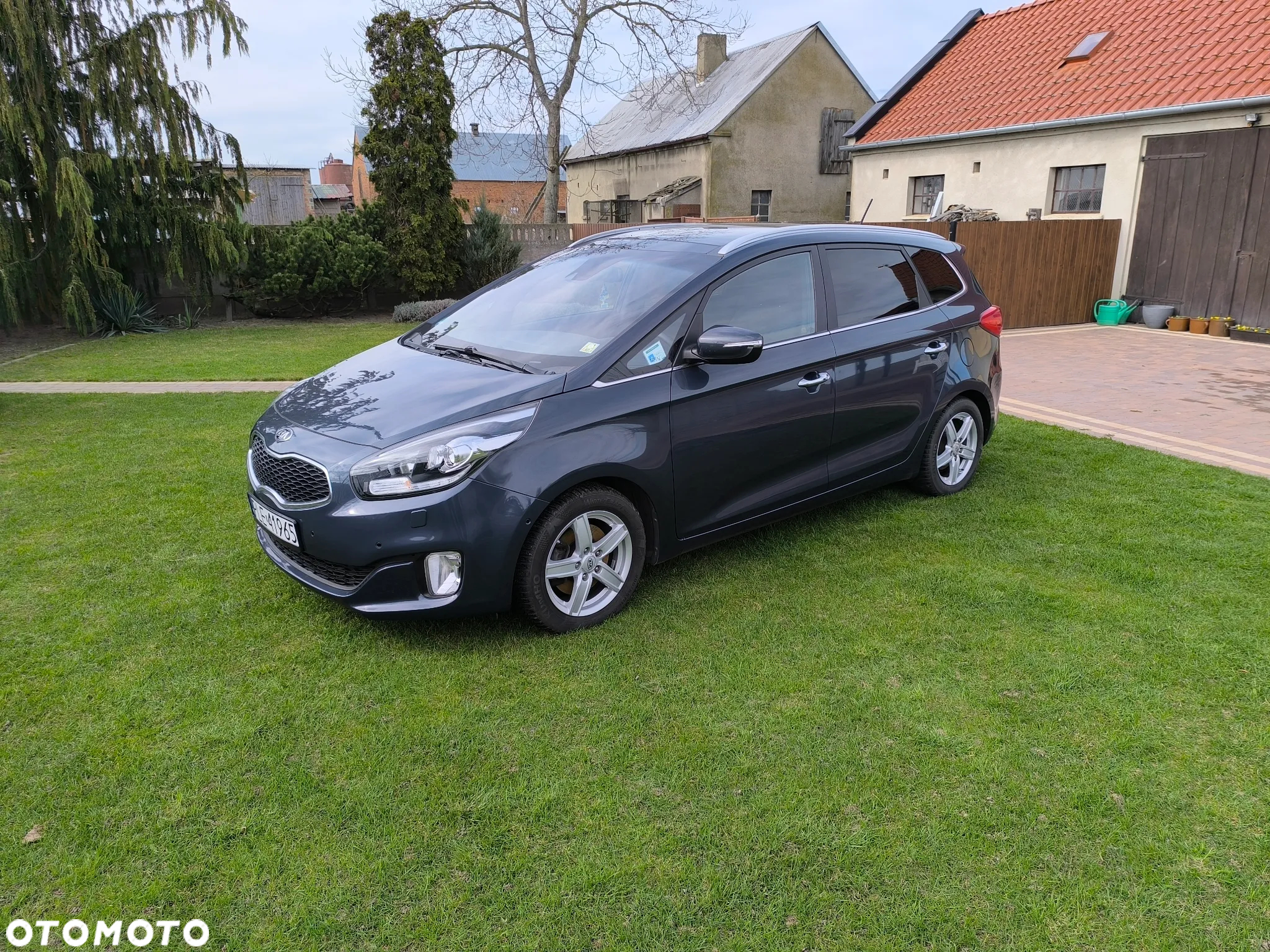 Kia Carens 1.7 CRDi L 7os - 8