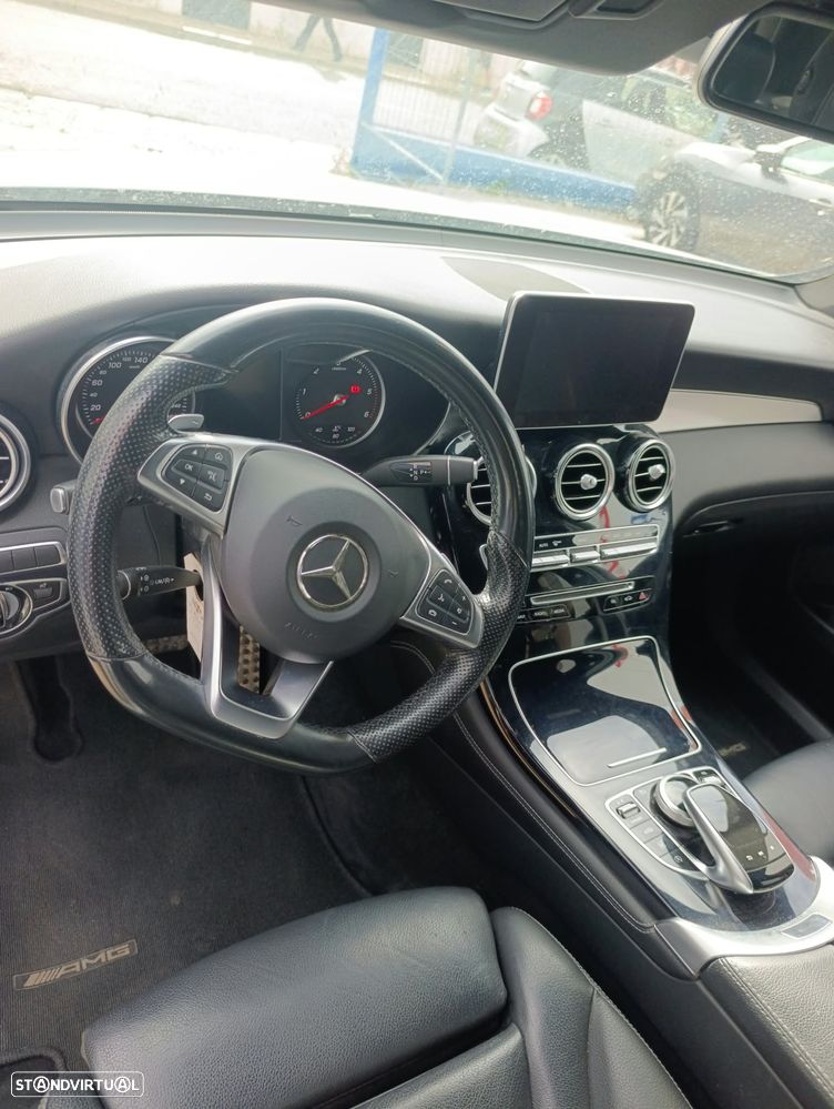 Mercedes-Benz GLC 250 d AMG Line 4-Matic - 14