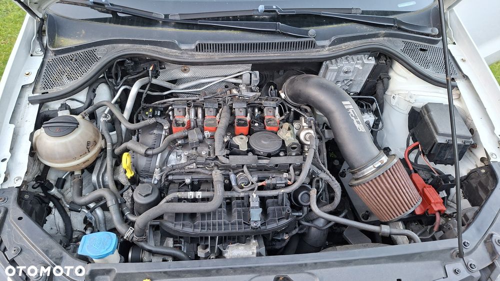 Volkswagen Polo - 8