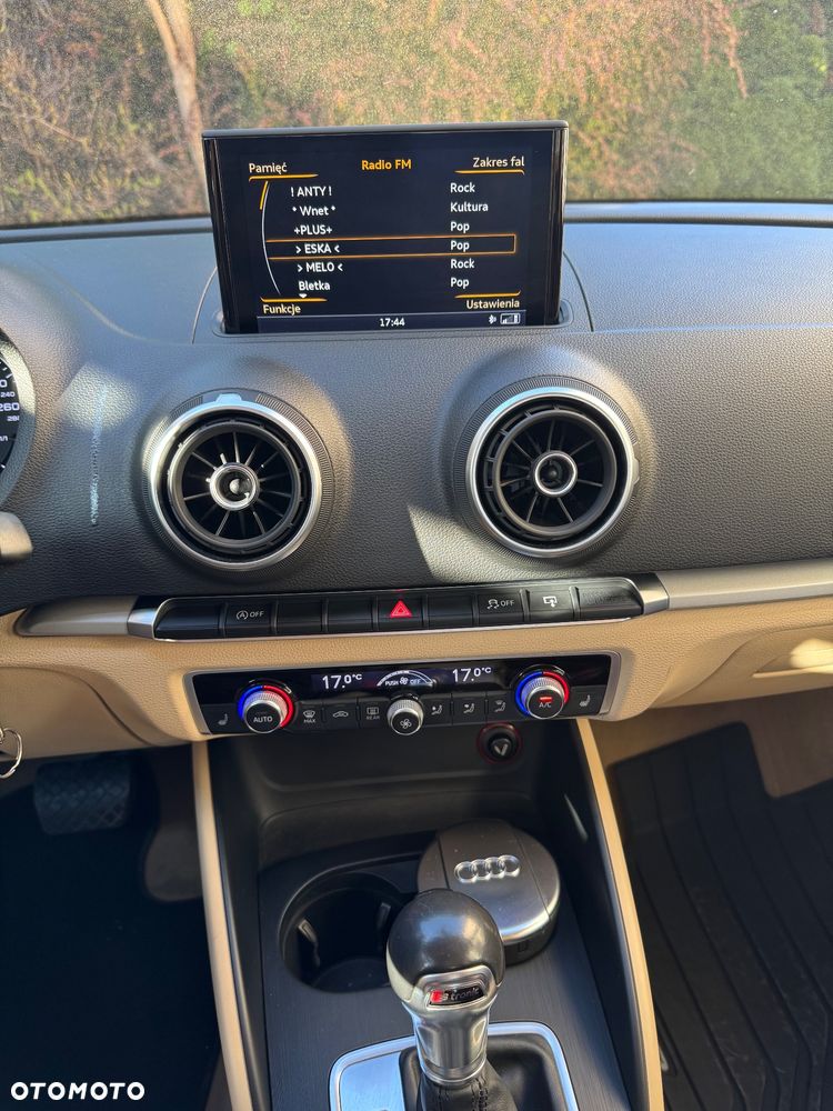 Audi A3 Limousine 1.8 TFSI Quattro Attraction S tronic - 7