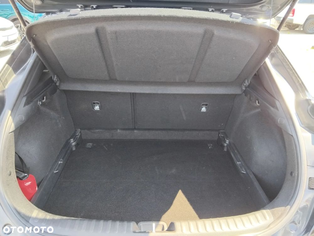 Kia XCeed 1.5 T-GDI M DCT - 11