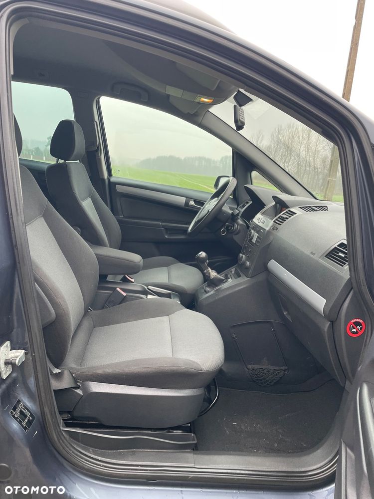 Opel Zafira 1.6 Edition - 10