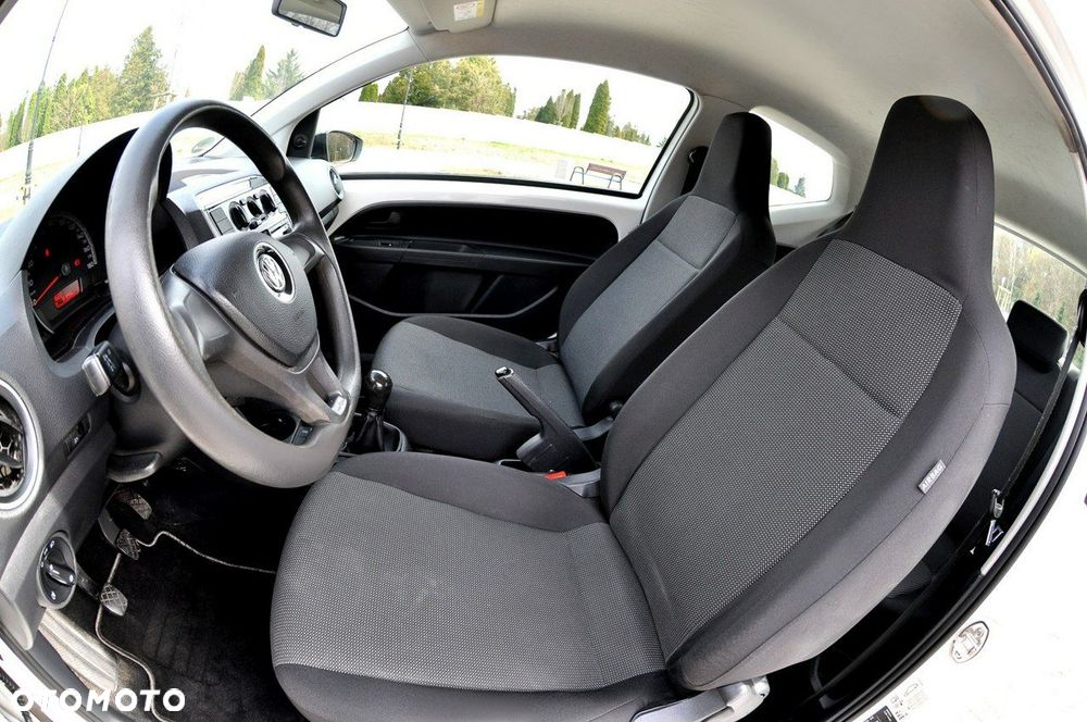 Volkswagen up! Standard - 7