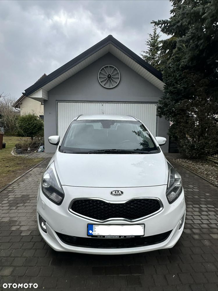Kia Carens 1.7 CRDi 115 Dream Team Edition - 10