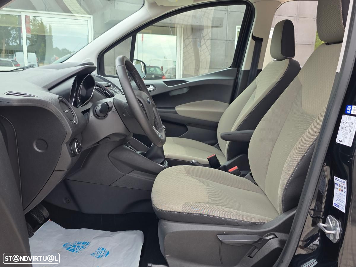 Ford Tourneo Courier 1.0 EcoBoost Titanium - 17