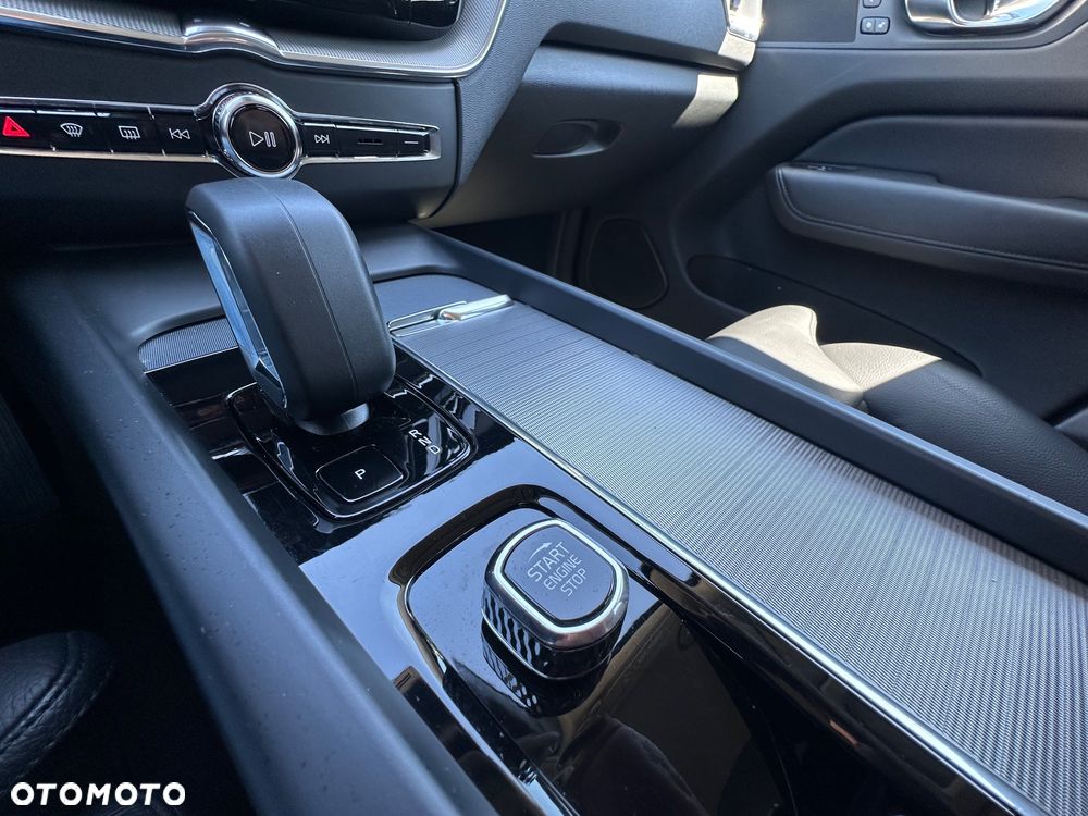 Volvo XC 60 B4 D Geartronic Inscription - 32