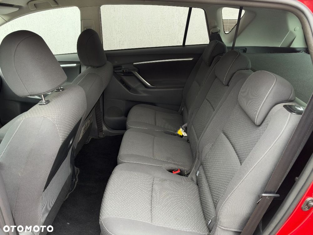 Toyota Verso - 27