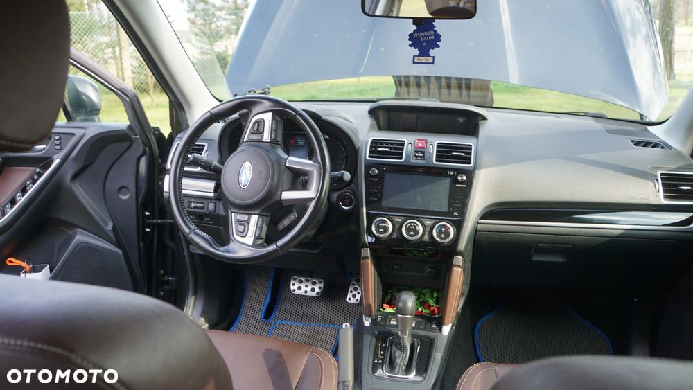 Subaru Forester 2.0 XT Platinum Lineartronic - 4