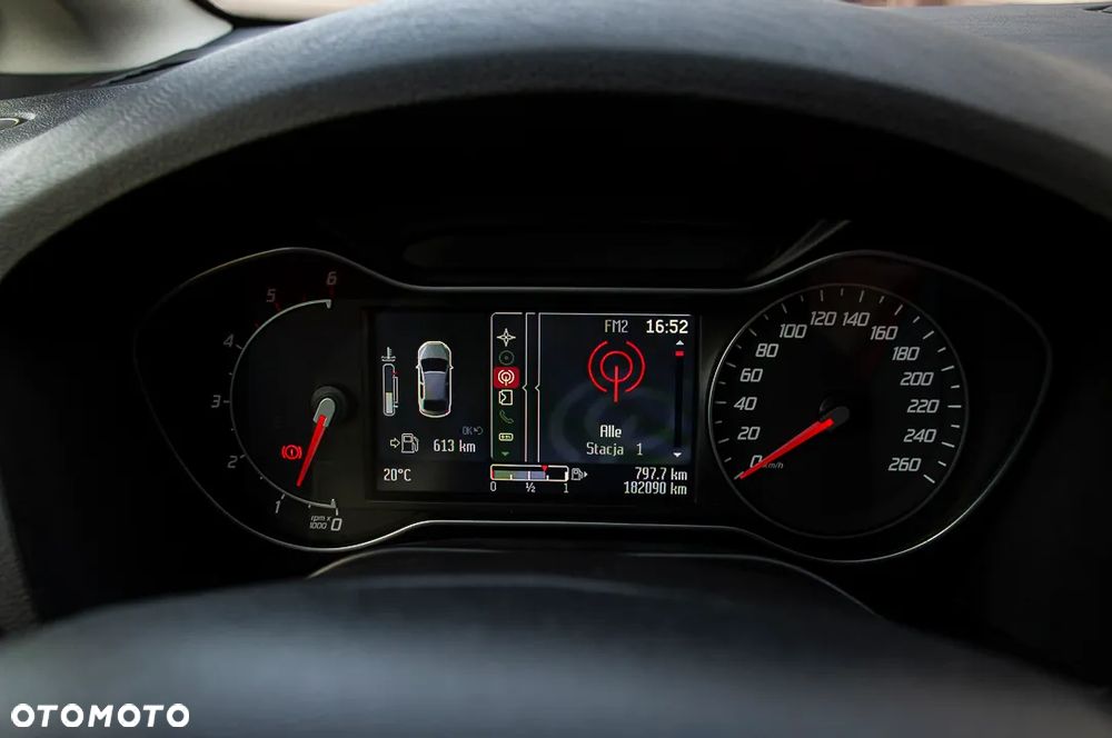 Ford S-Max - 22