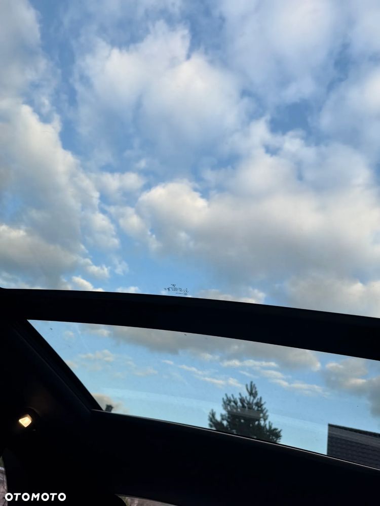 Porsche Macan T - 16