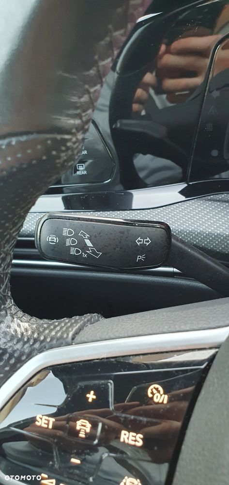 Volkswagen Golf 1.5 TSI EVO R-Line - 30