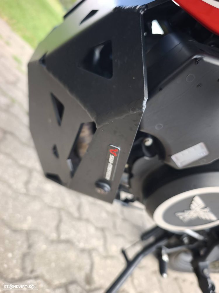 Moto Morini X-Cape 650 - 17