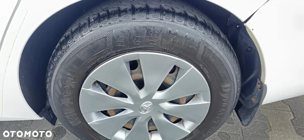 Toyota Auris - 12