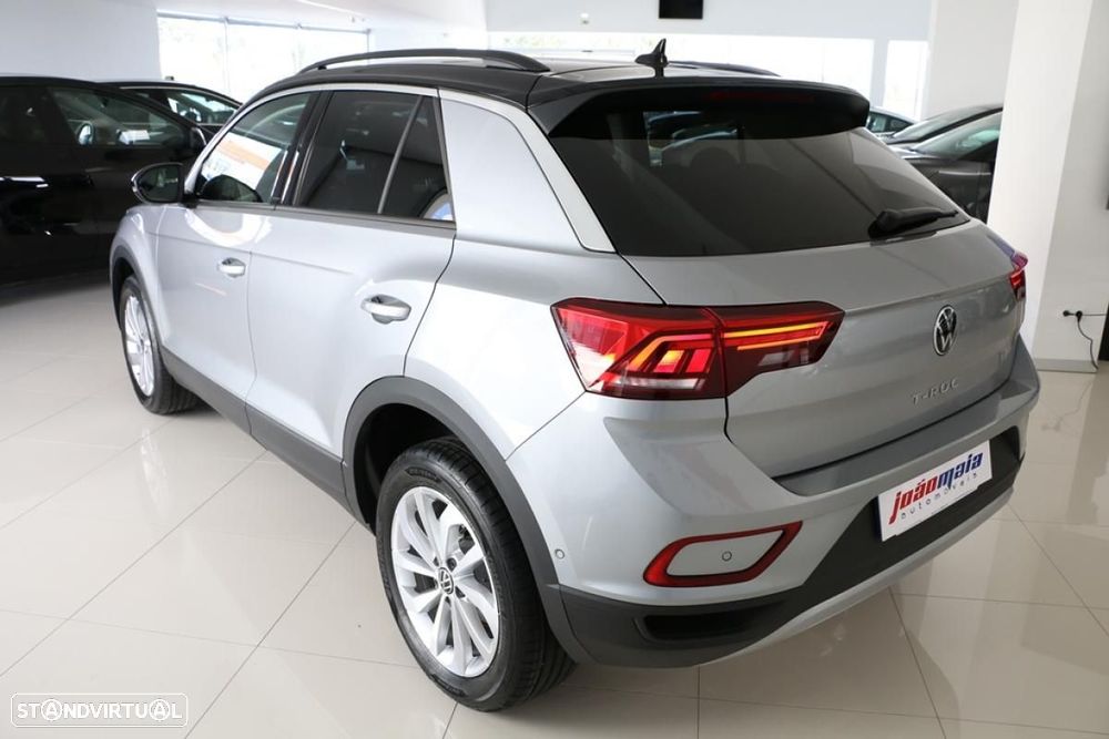 VW T-Roc 1.0 TSI Urban - 17