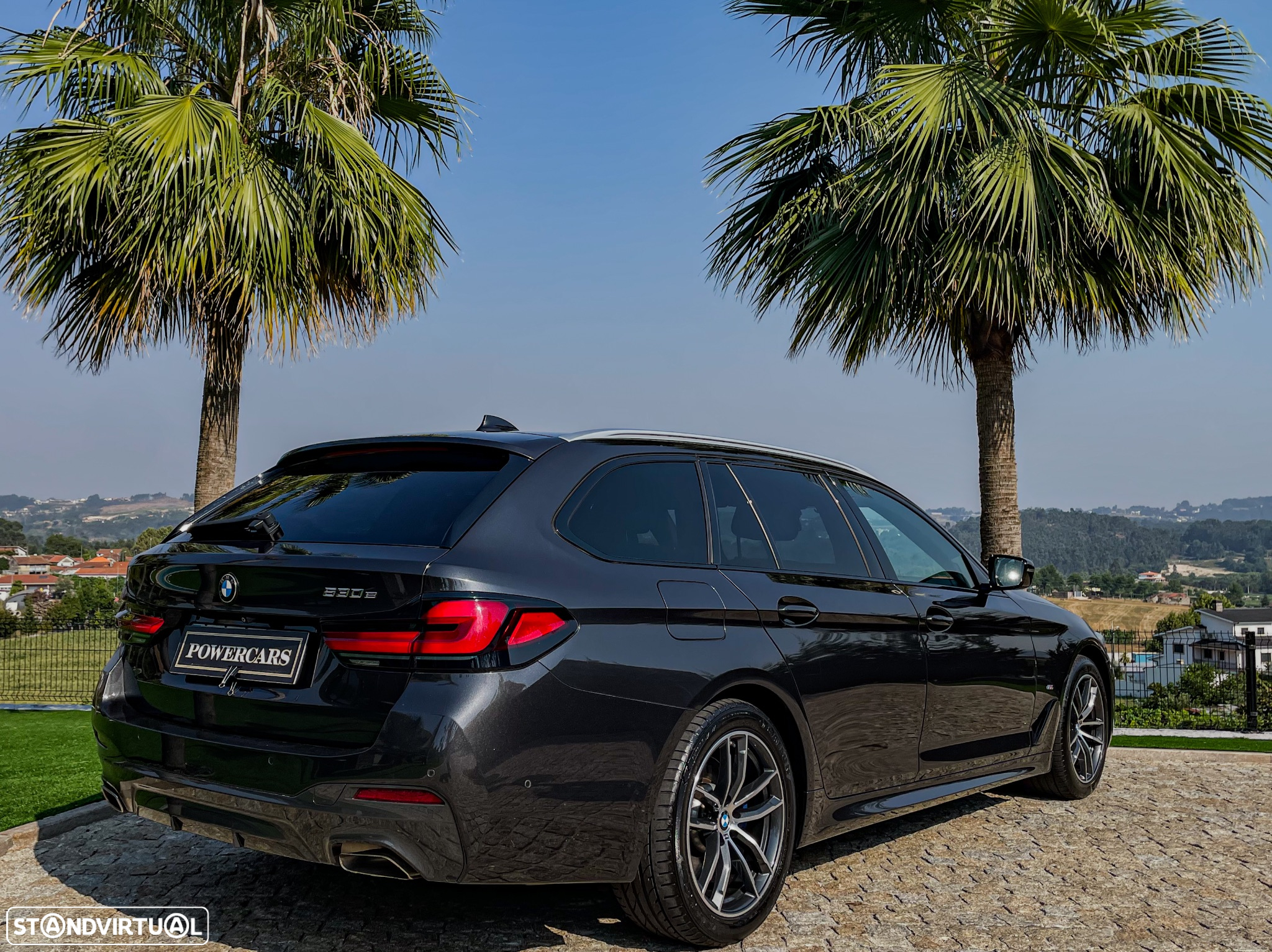 BMW 530 e Pack Desportivo M - 15