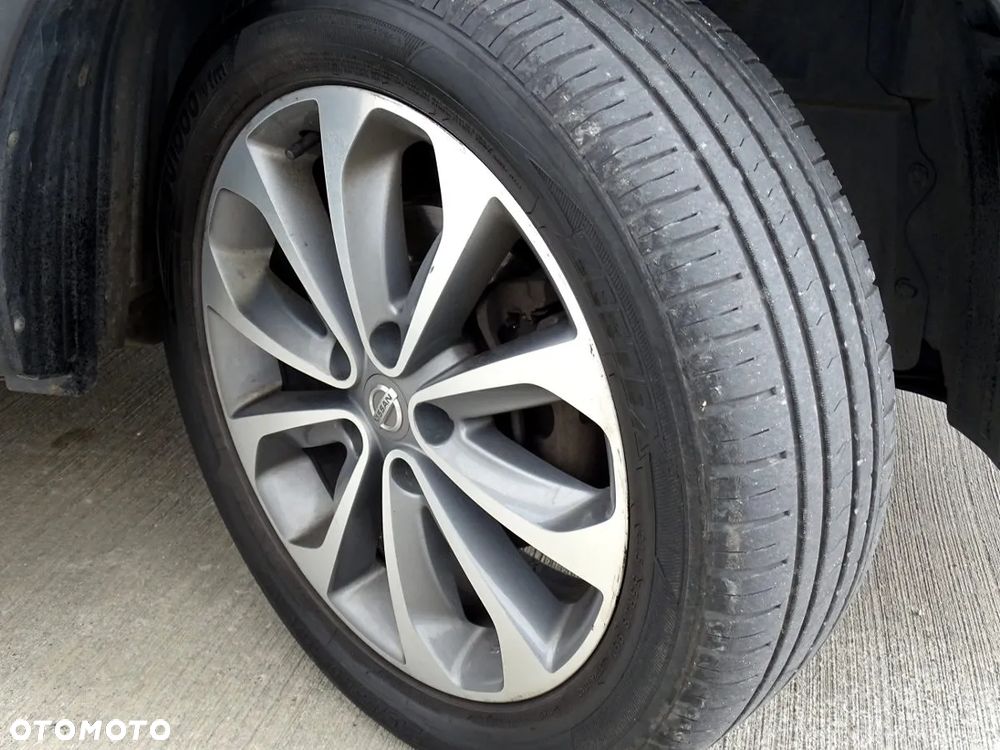 Nissan Qashqai 2.0 4 x 4 tekna - 24