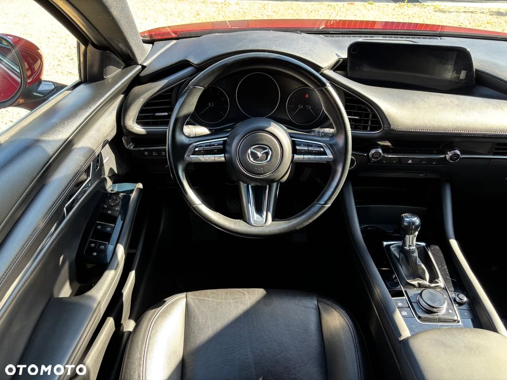 Mazda 3 2.0 mHEV Hikari - 18