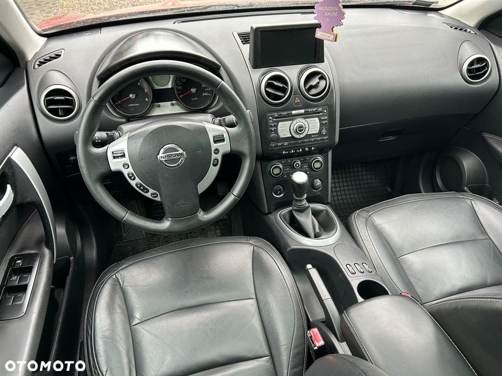 Nissan Qashqai - 8
