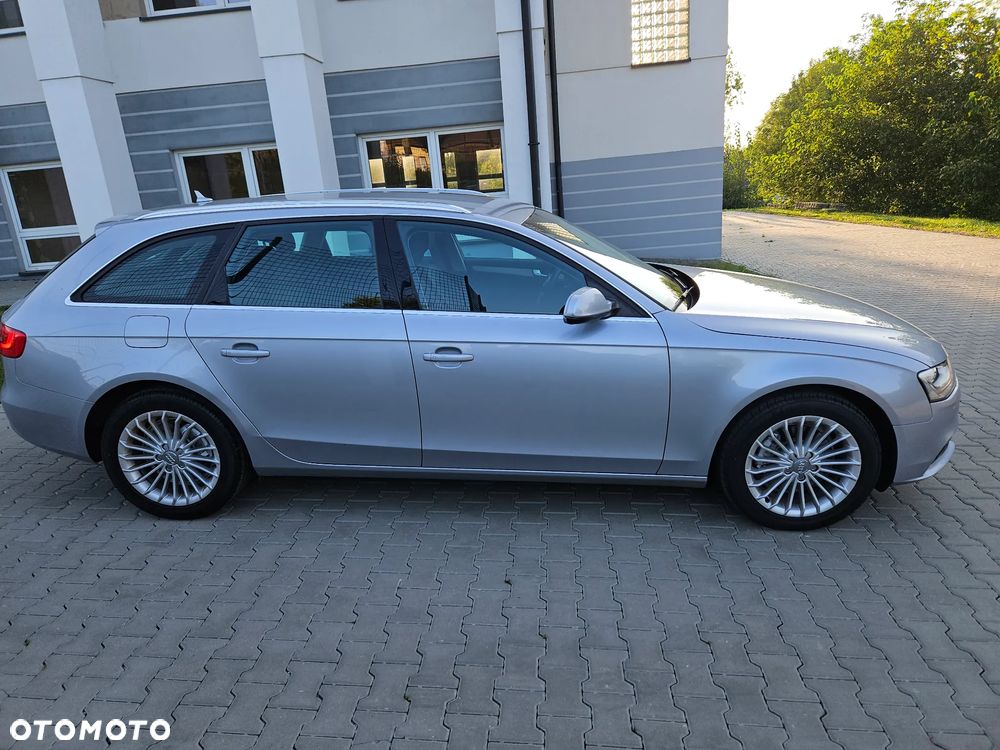 Audi A4 Avant 2.0 TDI DPF Ambiente - 6