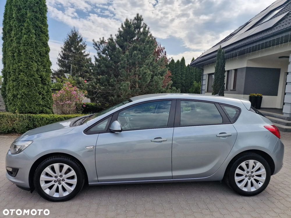 Opel Astra 1.4 Turbo Active - 4