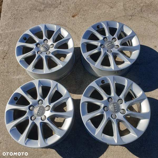 AUDI A3 8V FELGI ALUFELGI 16 8V0601025BM
