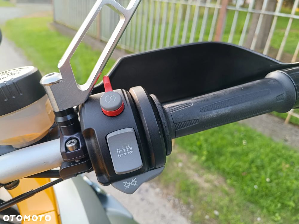 BMW R - 17