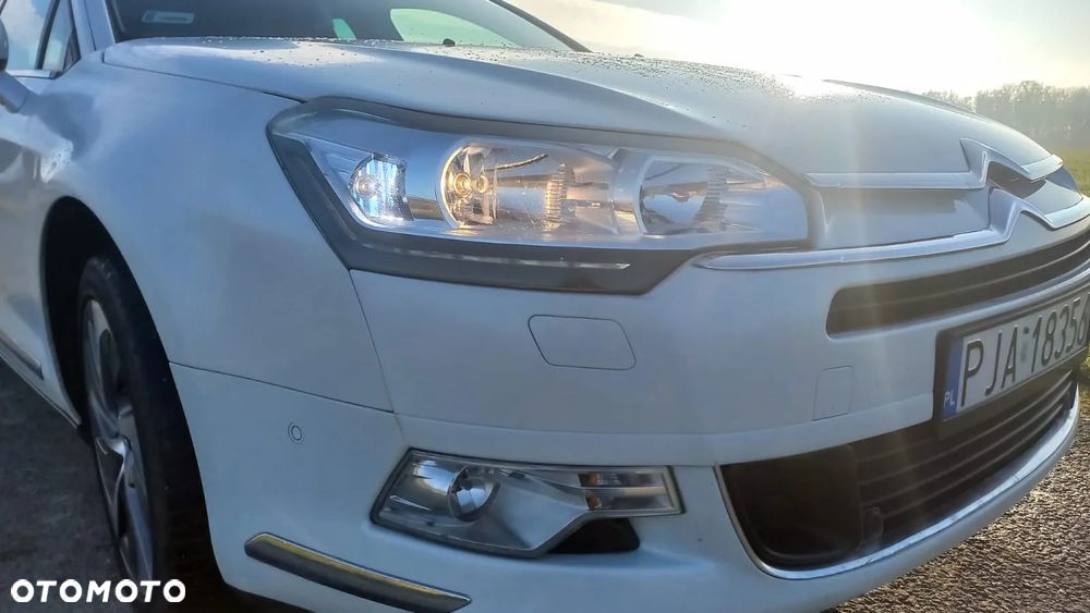 Citroën C5 Tourer e-HDi 115 EGS6 FAP Business Class - 14