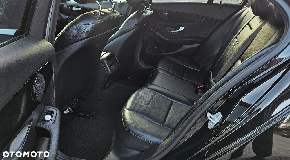 Mercedes-Benz Klasa C 180 (BlueTEC) d AMG Line - 7