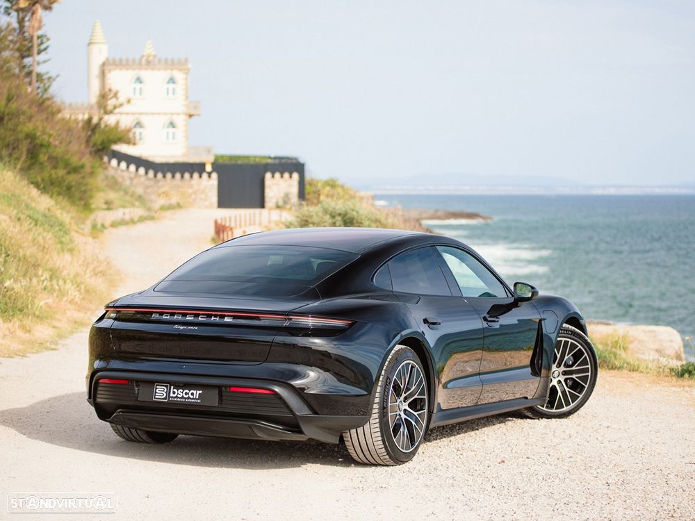 Porsche Taycan Bateria Performance Plus - 21