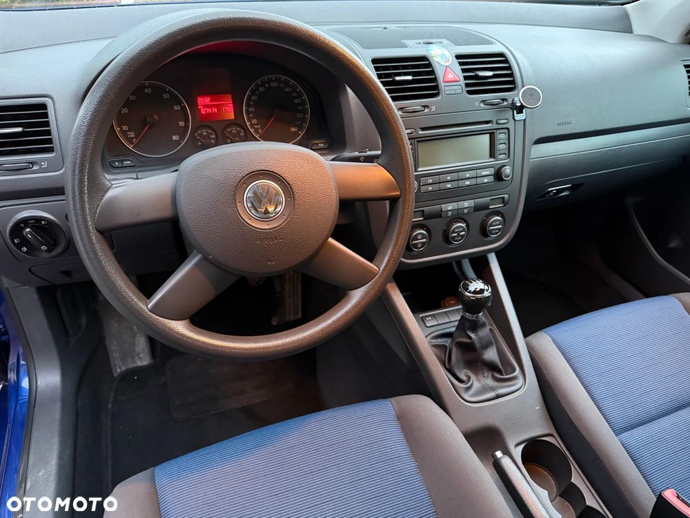 Volkswagen Golf 1.6 Comfortline - 13