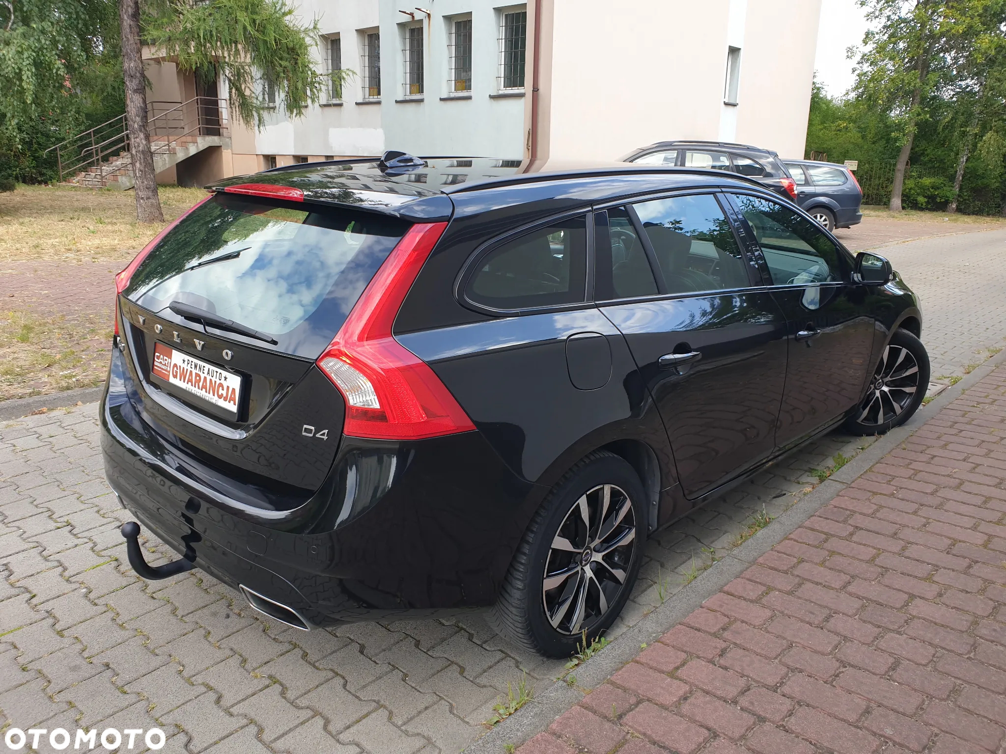 Volvo V60 D4 Summum - 17