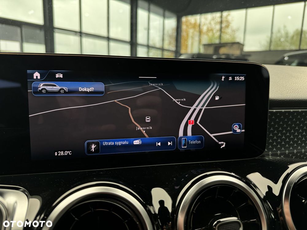 Mercedes-Benz GLB 2023