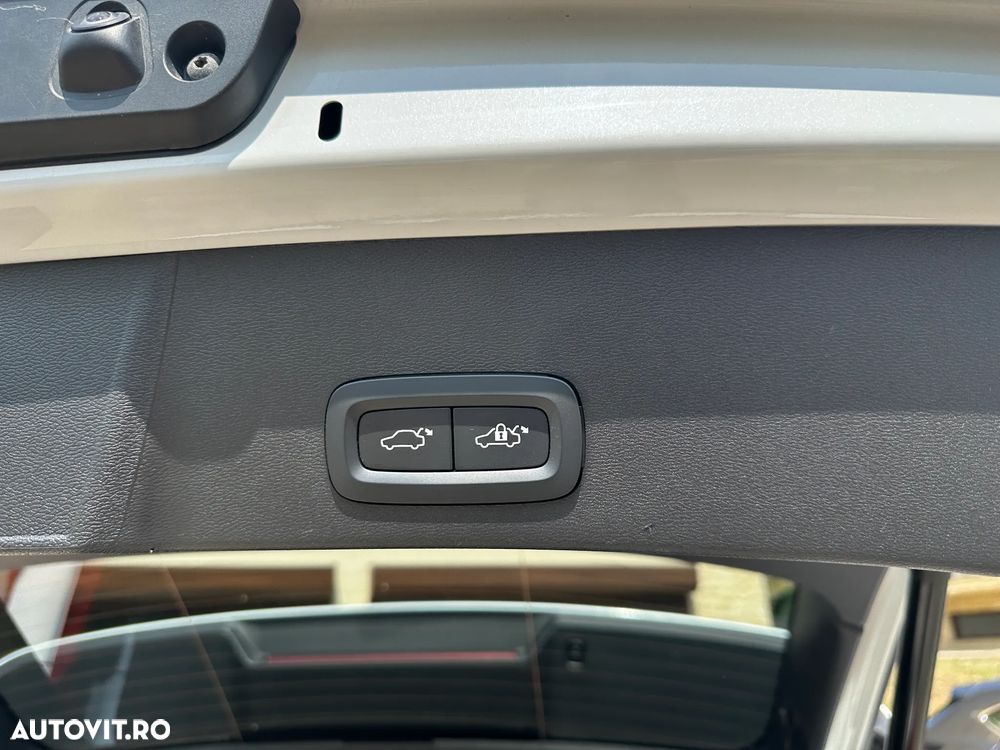 Volvo XC 40 Recharge T5 Twin Engine AT7 Inscription - 14