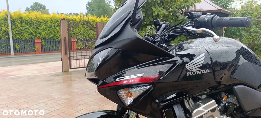 Honda CBF - 40