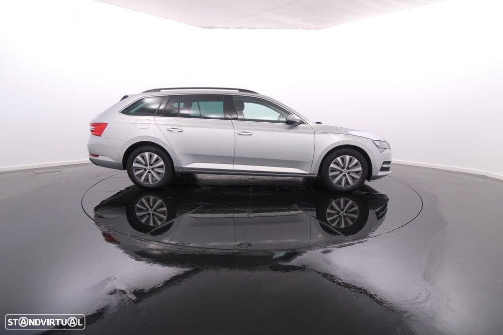 Skoda Superb Break 2.0 TDI Ambition DSG - 9