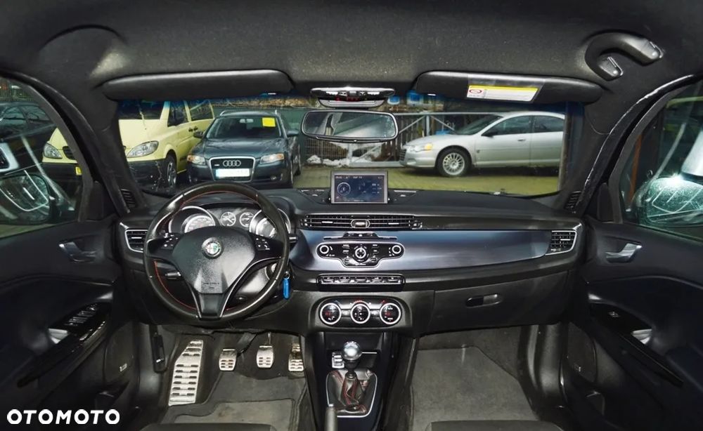 Alfa Romeo Giulietta - 25