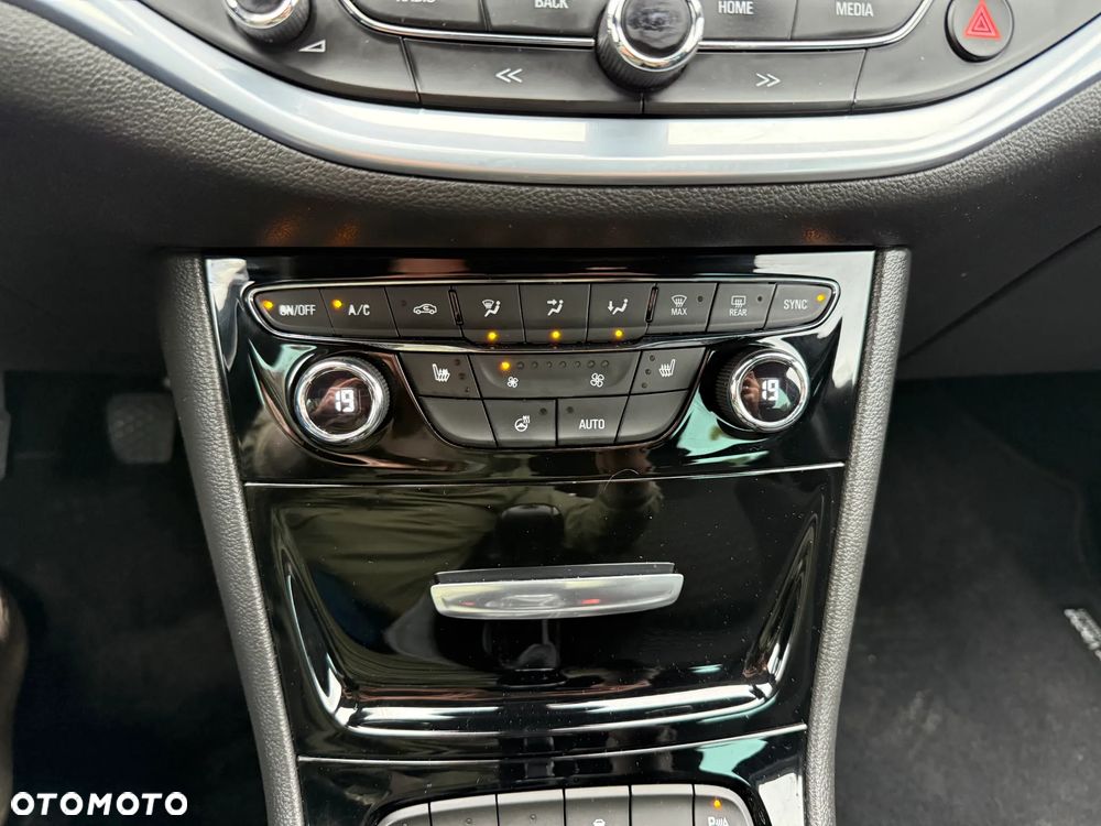 Opel Astra 1.4 Turbo Start/Stop Innovation - 22