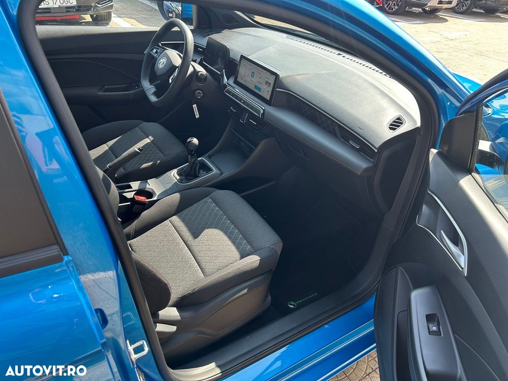 MG MG3 1.5L MT Explore - 8
